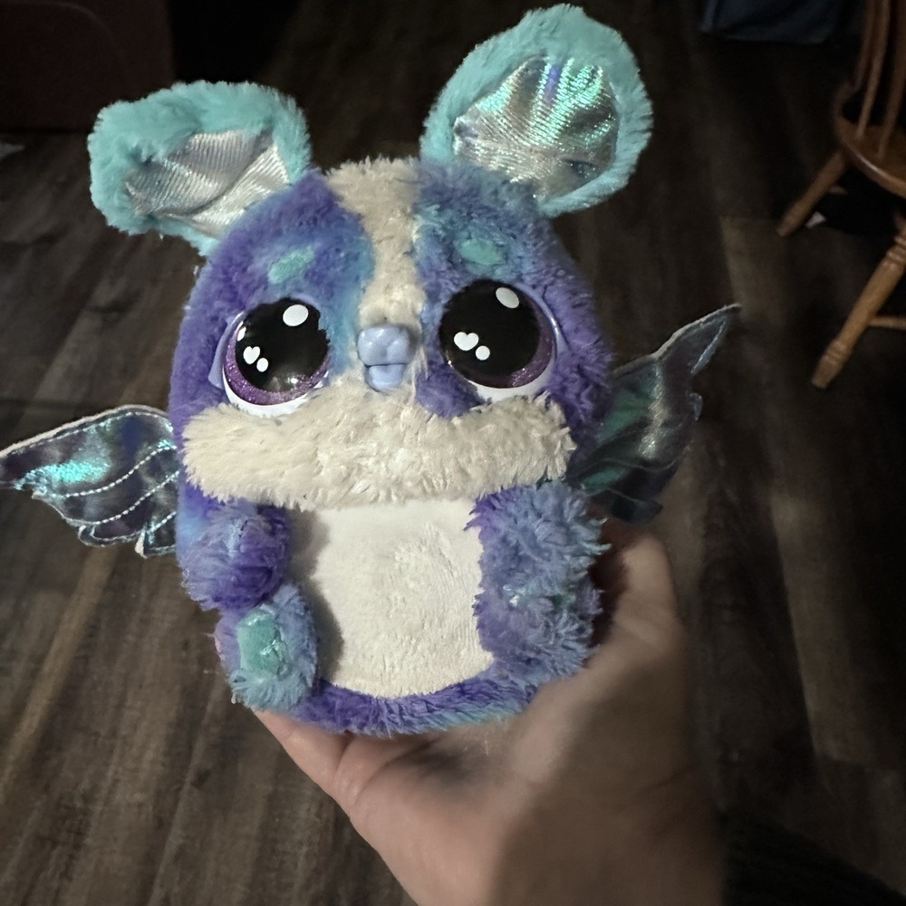 Hatchimals Interactive Plush Purple Blue Talking Toy Wings‎ 2019